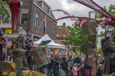 Hollanda 2019, Amsterdam 'da Fenix Performansıyla Steltentheater Kapanış Performansı