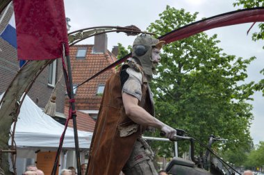 Hollanda 2019, Amsterdam 'da Fenix Performansıyla Steltentheater Kapanış Performansı