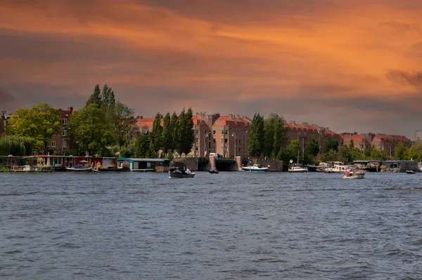 Amsterdam Kızıl Gökyüzü Olan Nehir Amstel Hollanda 2019 — Stok fotoğraf