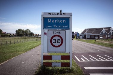 Sokak İşareti Marken Şehri Hollanda 6-8-2020