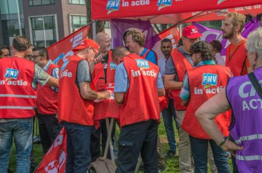 Amsterdam 'da Trigion Strikers. Hollanda 2018. Amsterdam, Hollanda. 4 Eylül 2018. Daha İyi Bir İş Bulma Anlaşması İçin Trigion Çalışanları Gösterisi Amsterdam Merkezi, Hollanda 2018.