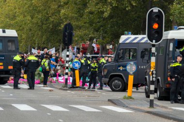 Hollanda 2019, Amsterdam 'daki Yok Olma İsyanı İsyan Grubunun İklim Gösterisinde Grup Protestosu