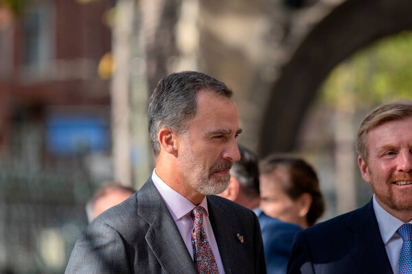 Король Фелипе прибыл в Рейксмюзиум на выставку "Рембрандт и Вельцкес" в Амстердаме, Нидерланды, 2019 год.