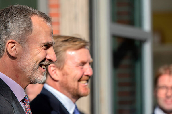 Король Виллем Александр и король Фелипе прибыли в Рейксмюзиум на выставку Рембрандта и Вельцкеза в Амстердаме, Нидерланды 2019.