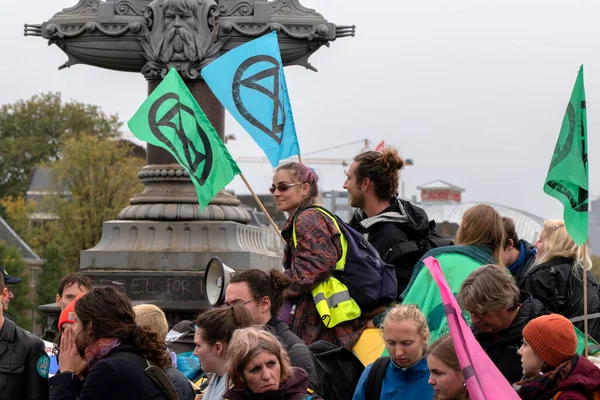 Uno Los Últimos Manifestantes Blauwebrug Manifestación Climática Del Grupo Rebelión —  Fotos de Stock