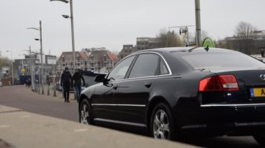 Siyah Audi arabası Amsterdam 'da Hollanda 2019 