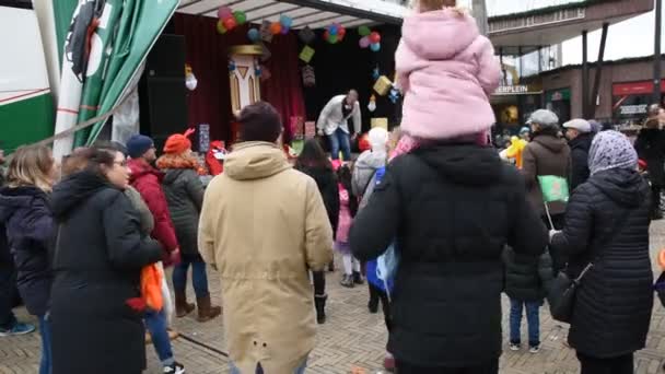 Tanzen Bei Der Sinterklaas Party Diemenplein Bei Diemen Niederlande 2019 — Stockvideo