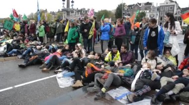 Amsterdam 'daki Soykırım İsyan Grubundan Gösteri 2019