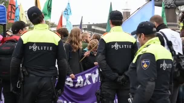 Demonstrace Skupiny Extinction Rebellion Group Amsterdam Netherlands 2019 — Stock video