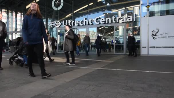 Wejście Głównego Dworca Kolejowego Utrechcie Holandia 2019 — Wideo stockowe