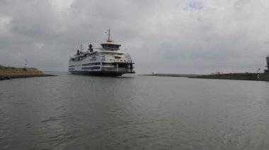  Hollanda 2019 'da Den Helder' de vapur geliyor.