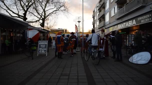 Sinterklaas Zwarte Pieten Avonds Buitenveldert Amsterdam 2019 — Stockvideo