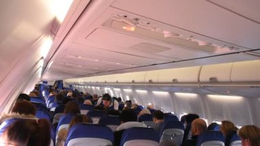 Bir KLM uçağının içinde Manchester Havaalanı İngiltere 2019