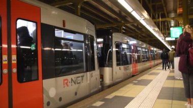 Metro Amstel İstasyonu Amsterdam Hollanda 2019