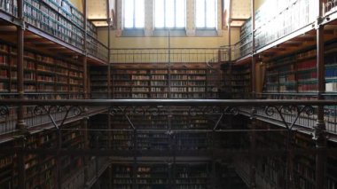 Rijksmuseum 'daki Eski Kütüphane Amsterdam Hollanda 2019 
