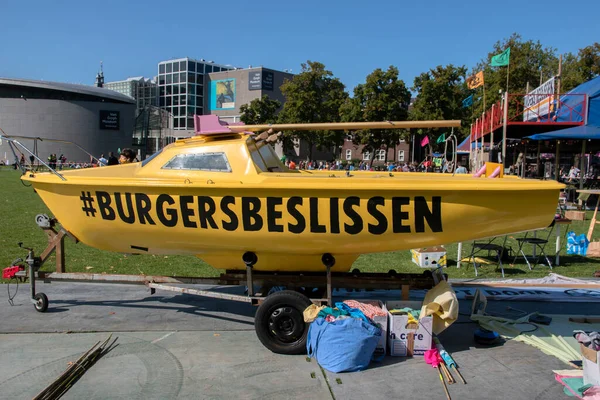 Boat Burgersbeslissen Rebellion Extinction Amsterdam Netherlands 2020 — Stock Photo, Image