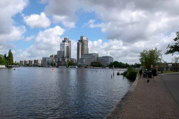 Business Skyline Park Somerlust Amstelriver Amsterdam Países Bajos 2020 —  Fotos de Stock