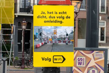 Amsterdam 'daki Servis Tabelası Hollanda 18-3-2020