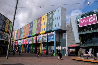 Amsterdam 'daki Kolay Otel Hollanda 1-3-2020