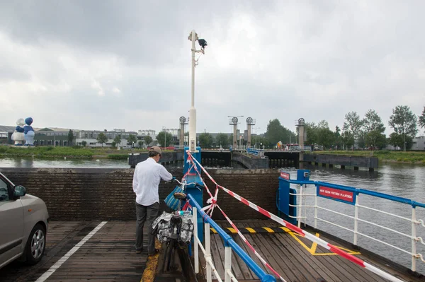 Hempont Ferry Llegando Amsterdam Países Bajos 2020 —  Fotos de Stock