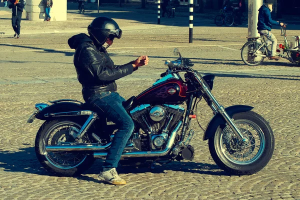 Homme Sur Une Harley Davidson Amsterdam Pays Bas 2020 — Photo