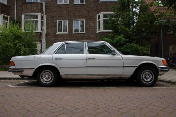 Gammal Vintage Mercedes Benz Bil Amsterdam Nederländerna 2020 — Stockfoto
