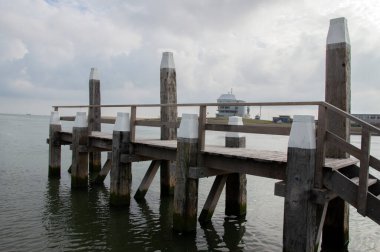 Hollanda 23-9-2019 Den Helder 'deki Hotel Lands End İskelesi