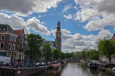 Amsterdam 'daki Prinsengracht Kanalı Hollanda 2-7-2019