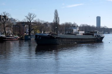 Amsterdam 'daki Amstel Nehri' ndeki Res Nova Gemisi Hollanda 25-3-2020