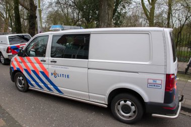 Amsterdam 'da Yan Görüş Polis Arabası Hollanda 18-3-2020