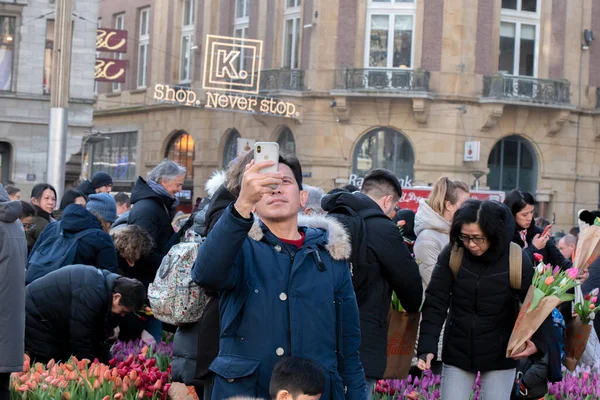Amsterdam 'da Lale Günü' nde Selfie Çekilen Hollanda 18-1-2020