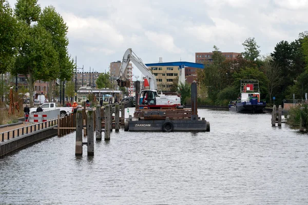 Limpieza Del Canal Alrededor Venserkade Diemen Países Bajos 2021 — Foto de Stock