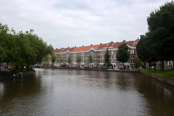Vista Desde Puente Kattenslootbrug Ámsterdam Los Países Bajos 2021 —  Fotos de Stock