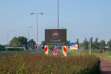 Amsterdam 'da Billboard Hız Kontrolü Hollanda 17-6-2020