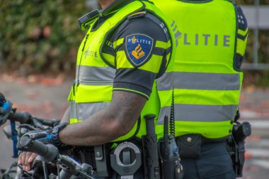 Amsterdam 'da Bisikletli Polisin Kapanışı 2018 Hollanda