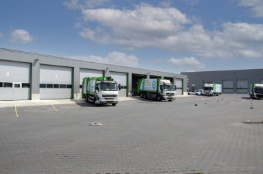 Şirket Kamyonları Nederland Askeri Hizmetleri Diemen 17-6-2020