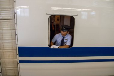 Japonya Hiroşima 'da Bir Japon Treni Kondüktörü 2016