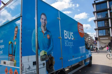 Amsterdam 'da Serin Mavi Kamyon Hollanda 2019