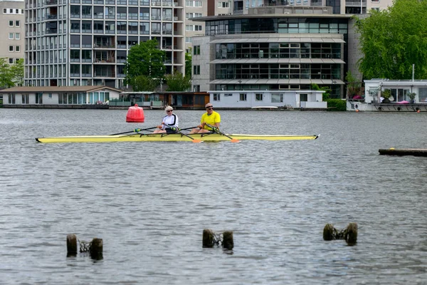Couple Doing Sports Together Amstel River Amsterdam Netherlands May 2020 — Stock Photo, Image