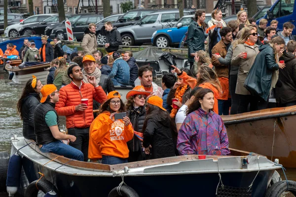 Crowd Boats Koningsdag Amsterdam Nederland 2019 — Stockfoto