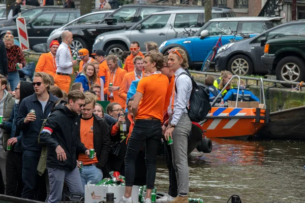 Crowd Boats Koningsdag Amsterdam Nederland 2019 — Stockfoto