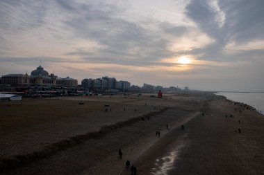 Lahey 'deki Karanlık Scheveningen Plajı Hollanda 28-12-2019