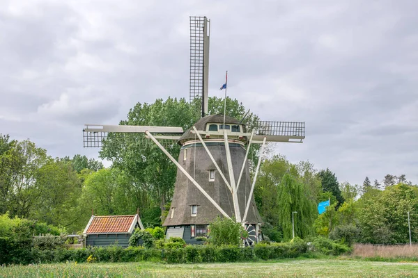 Кермолен Уиндмилл Амстердам Нидерланды 2019 — стоковое фото