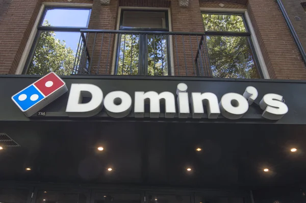 Pizza Domino Pizza Centuurbaan Street Amsterdam Netherlands 2018 — стокове фото