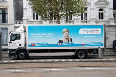 Amsterdam 'da Lebara Mobil Şirketi Kamyonu Hollanda 2018