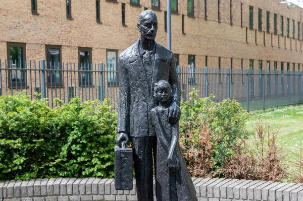 Monument Voor Het Ondergedoken Kind Beschermer Amsterdam Netherlands 2019 — Stock Photo, Image