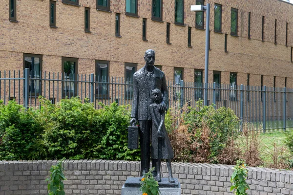 Monument Voor Het Ondergedoken Kind Beschermer Amsterdam Netherlands 2019 — Stock Photo, Image