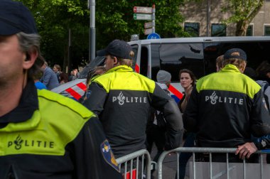 Ajax Hollanda Şampiyonlar Partisi Amsterdam Müzesi 'nde Polis Çalışıyor Hollanda 2019