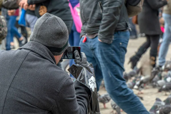 Фотографії Pigeons Dam Square Amsterdam Netherlands 2019 — стокове фото