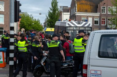 Ajax Hollanda Şampiyonlar Partisi Amsterdam Müzesi 'nde Polis Çalışıyor Hollanda 2019